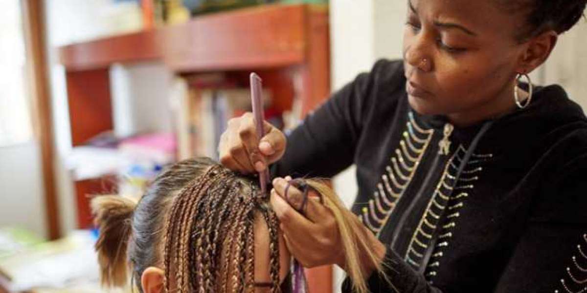 Why Choose our Salon in Texas for Braiding