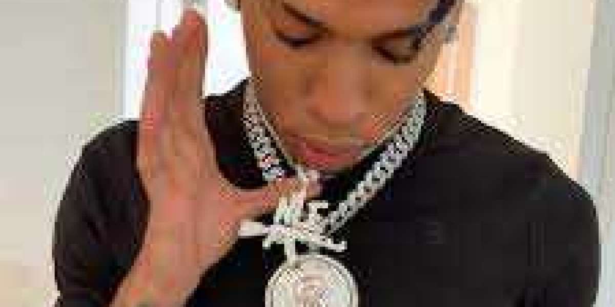 Vvs Hip Hop Jewelry - An Overview