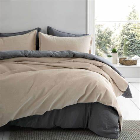 Choosing A Good Bed Linen By Ensure Feature And Price From Riseandfall