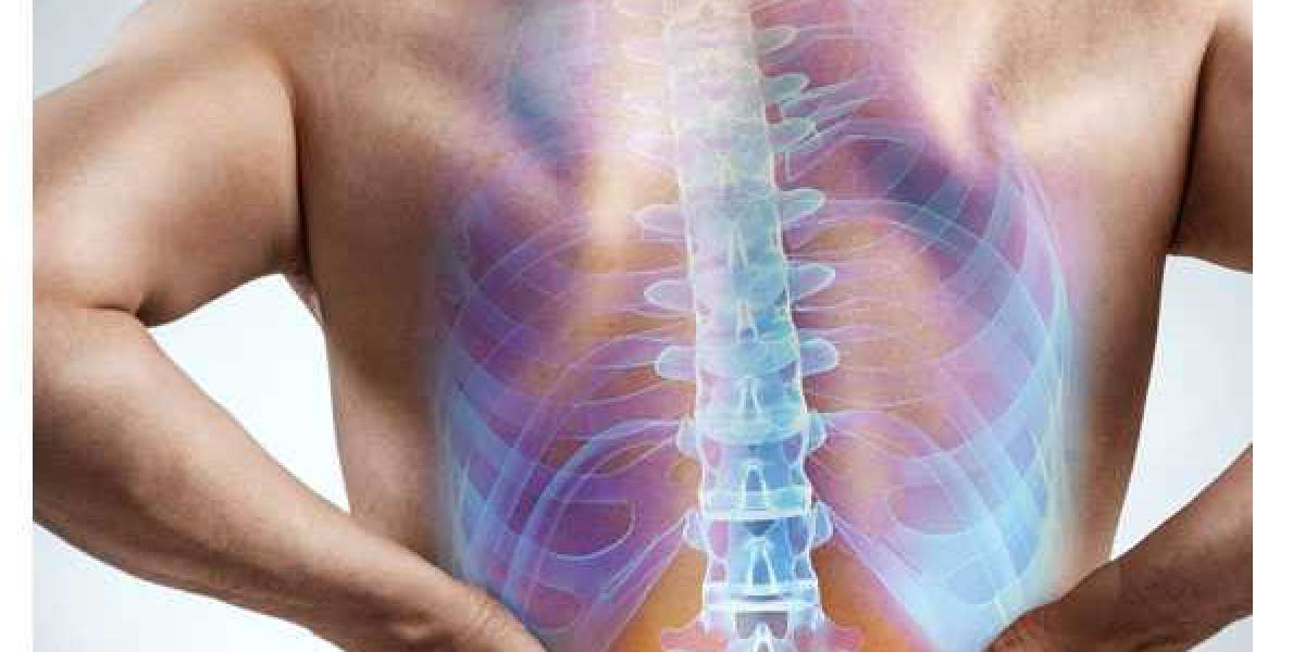 Detailed on spinal injuries' causes, signs, and medications