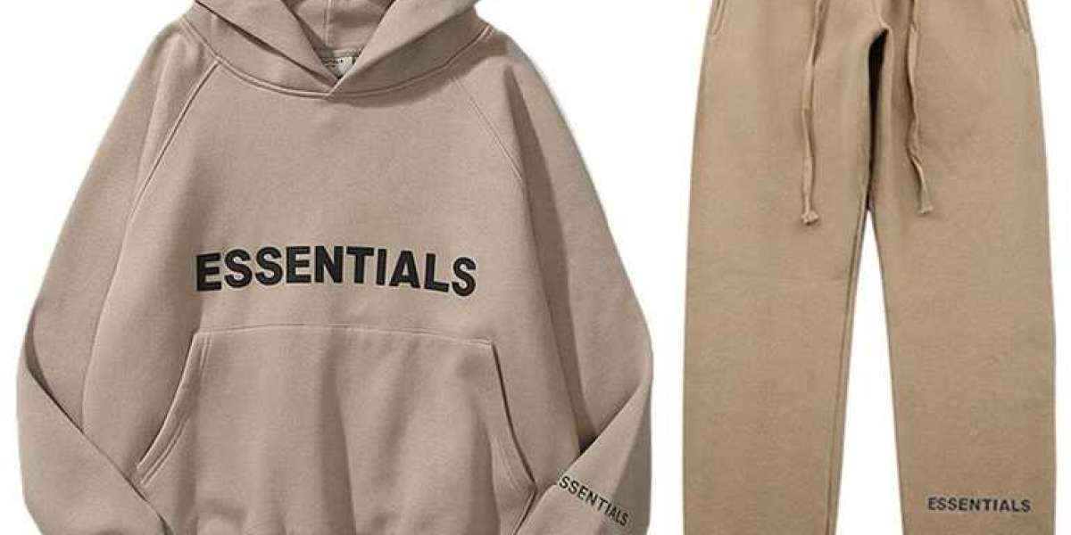 Essentials Tracksuit: A Perfect Blend of Style and Comfort