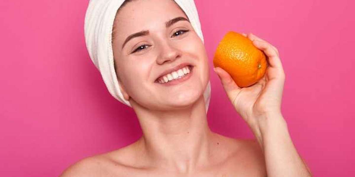 How Vitamin C Foaming Face Wash Enhances Your Glow