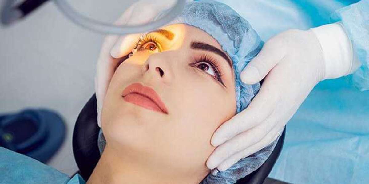 Lasik Surgery in Delhi - Eye Specialist