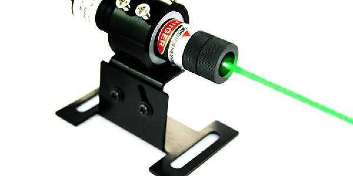 Increasing accuracy measured 5mW to 100mW 532nm green dot laser alignment