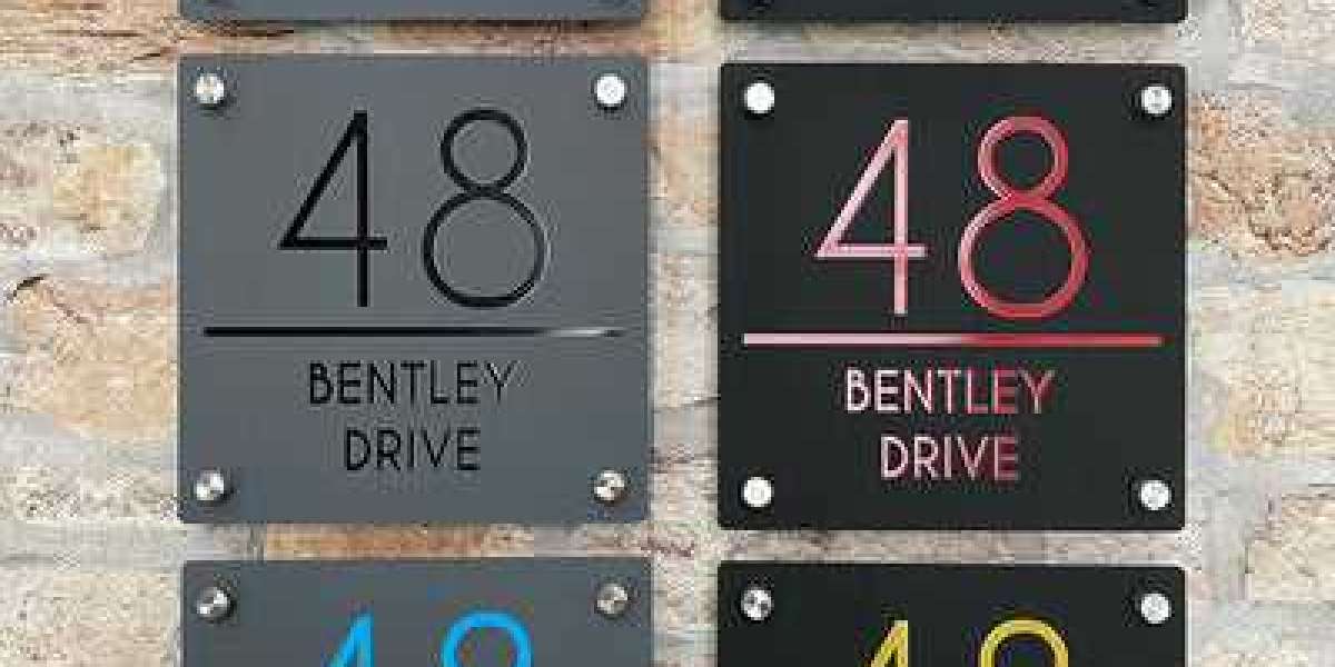 Guide to Choose the Right Slate House Signs to Beautify Your House