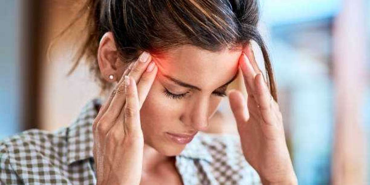 Chronic Migraines Unveiled: Understanding the Silent Struggle