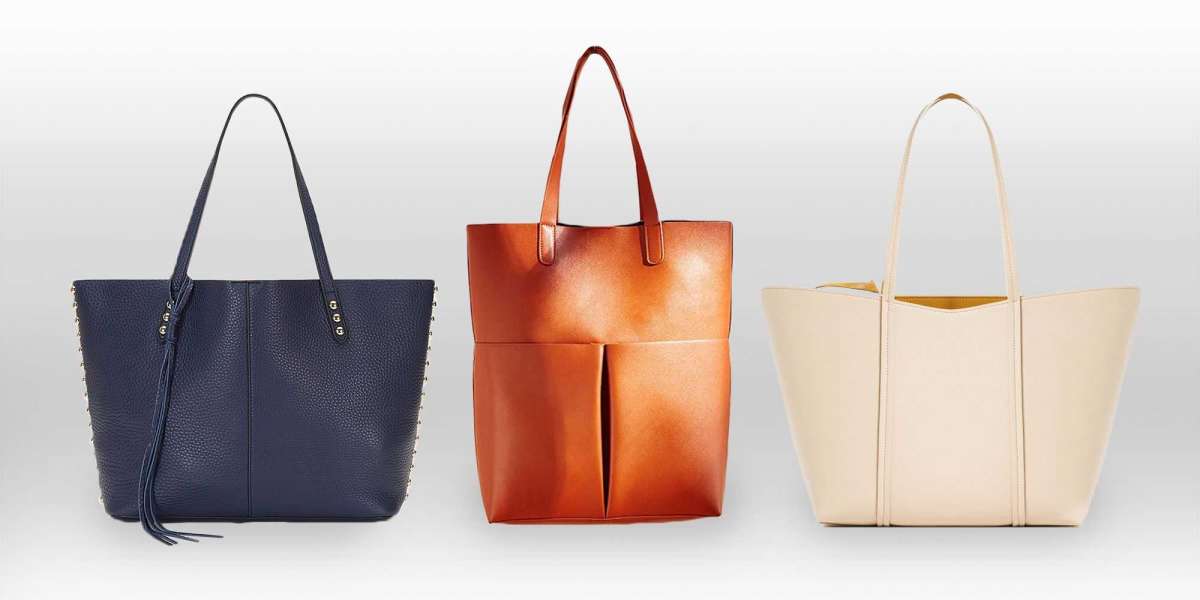 Unveiling the Charm of Tote Bags: Your Style Companion in Dubai