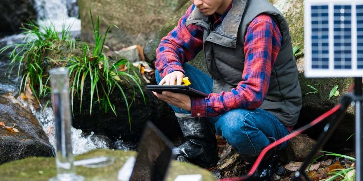 AquariusGuard: Revolutionizing Water Quality Monitoring for a Safer Tomorrow