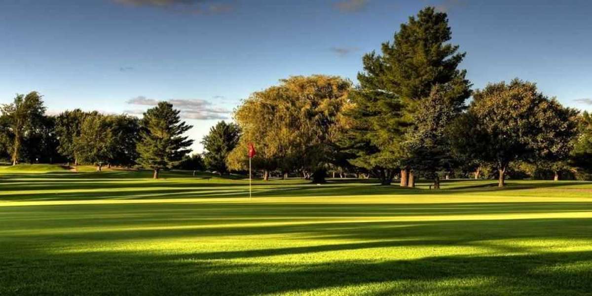 Westlake Golf: A Tranquil Retreat for Golf Enthusiasts