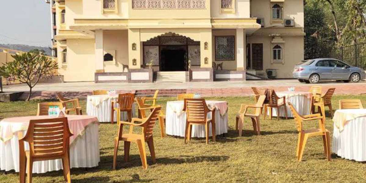 Discover Opulence and Grandeur at Kothi Lohagarh: A Luxury Hotel in Jaipur